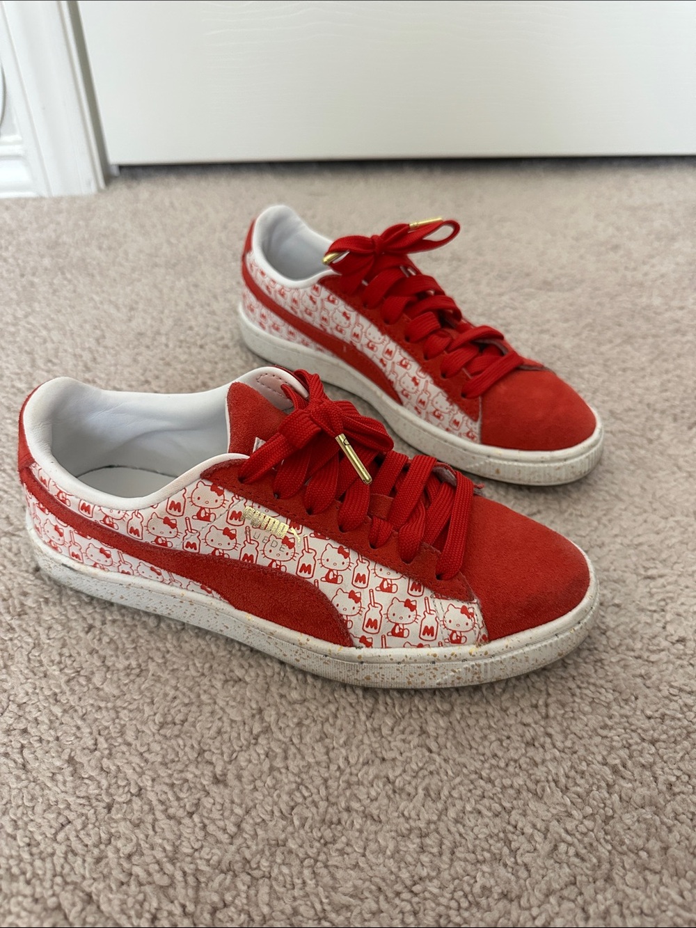 Hello kitty Puma Red Suede Low-Top Sneakers